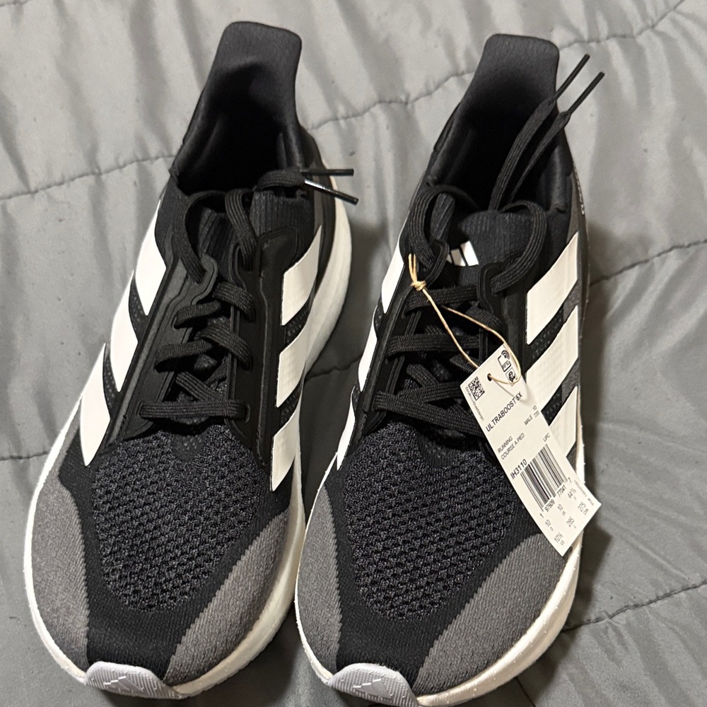 adidas Men's Black and White Running Sneakers with Grey Accents